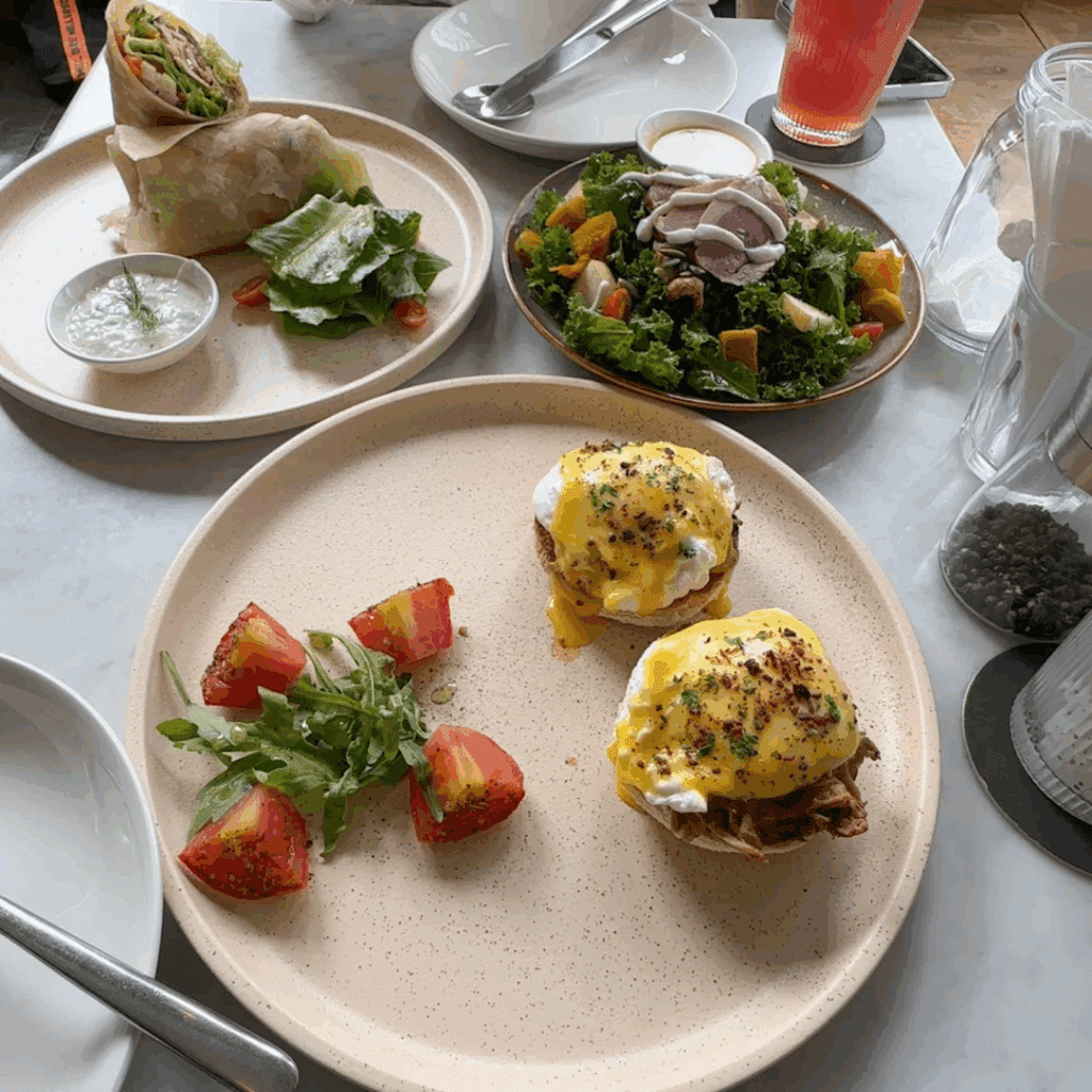 L’Usine Le Thanh Ton- Saigon Ho Chi Minh City HCMC Vietnam